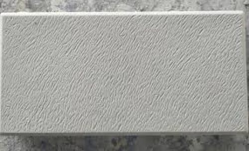 Gạch bê tông giả đá mặt sần kích thước 15x30x5cm